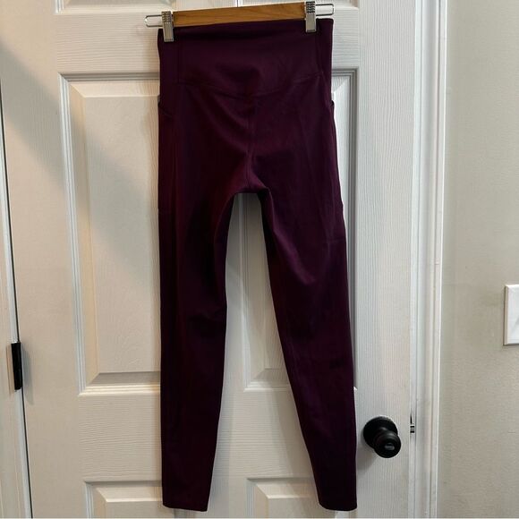 Girlfriend Collective women's High Waisted 7/8 Pocket Legging - Plum size Small - Picture 6 of 8